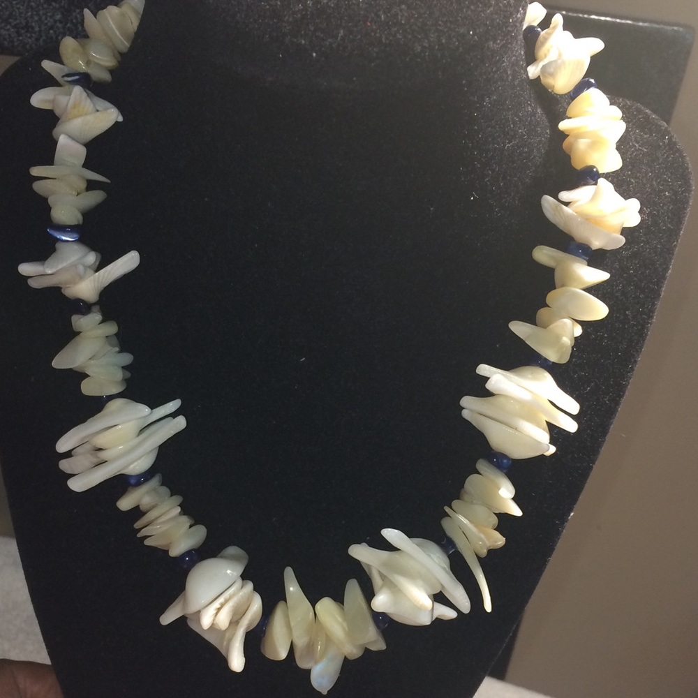 Pearl lapis necklace